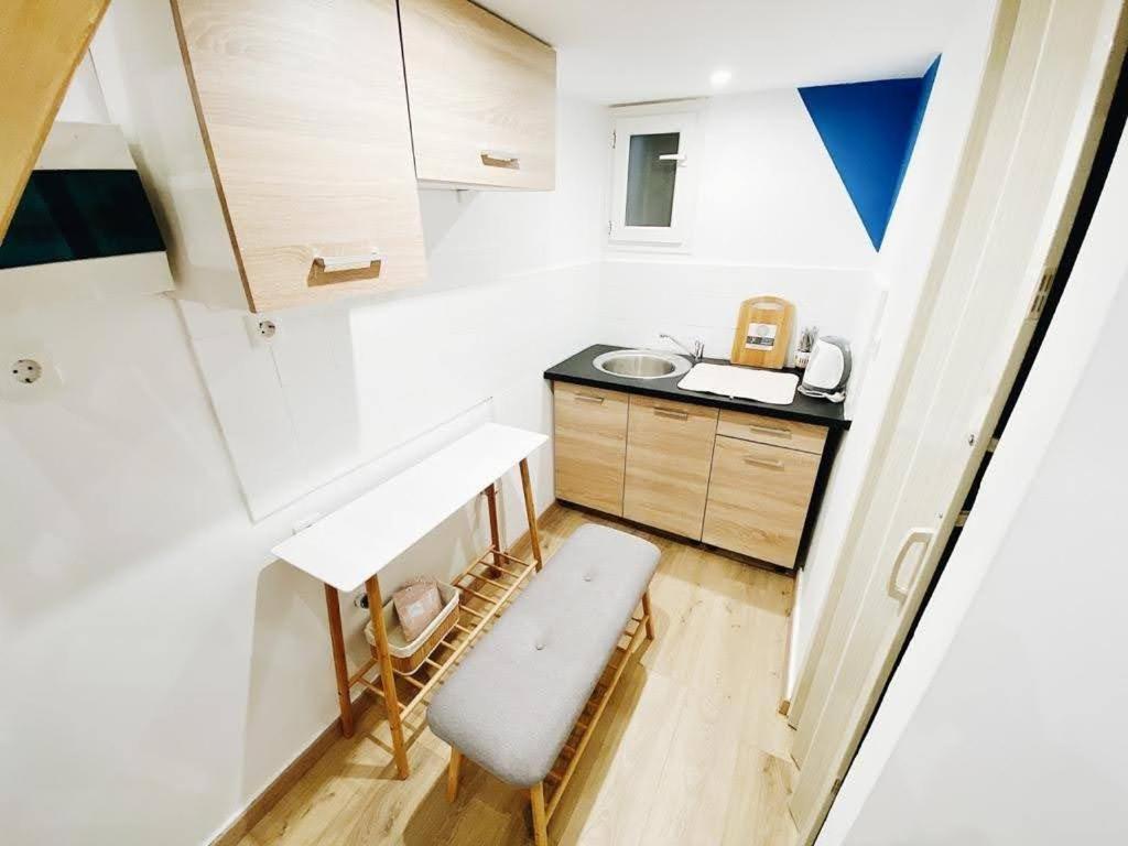 Velestinou Private Maisonette Leilighet Athen Eksteriør bilde